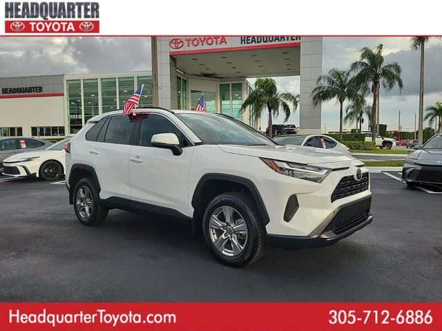 2024 Toyota RAV4 XLE