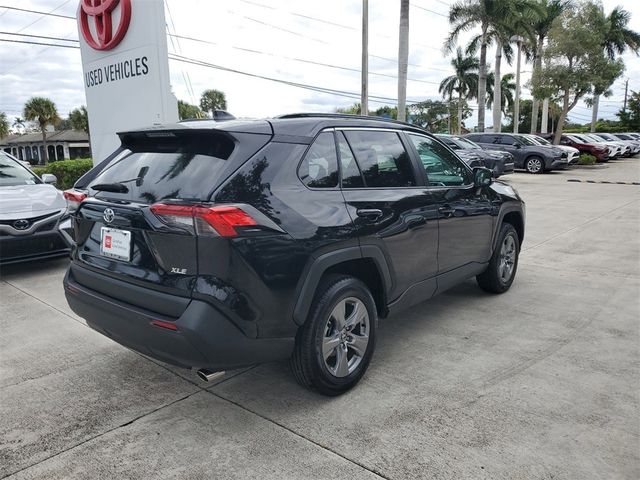 2024 Toyota RAV4 XLE