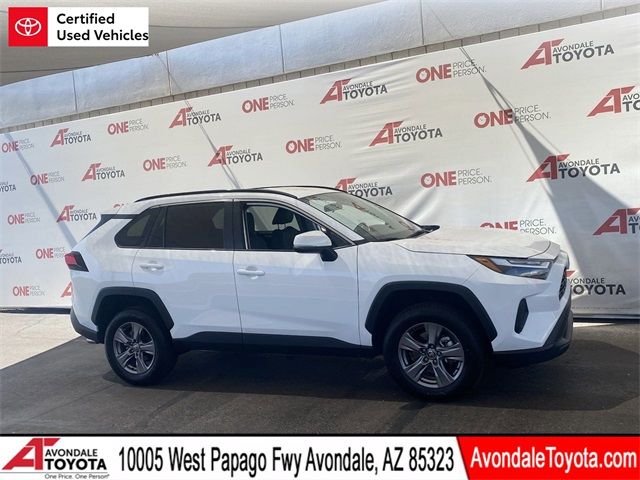 2024 Toyota RAV4 XLE