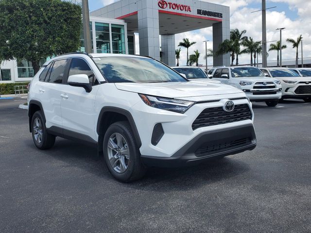 2024 Toyota RAV4 XLE