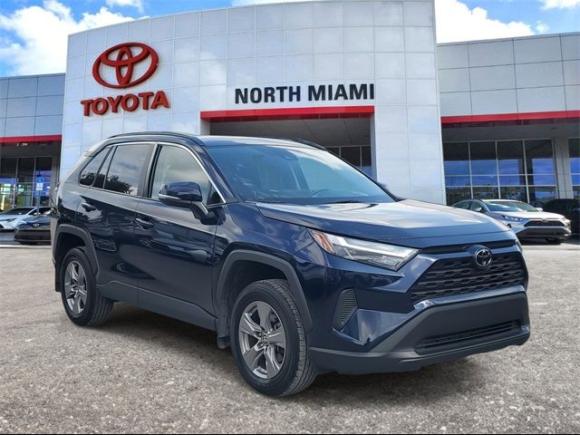 2024 Toyota RAV4 XLE