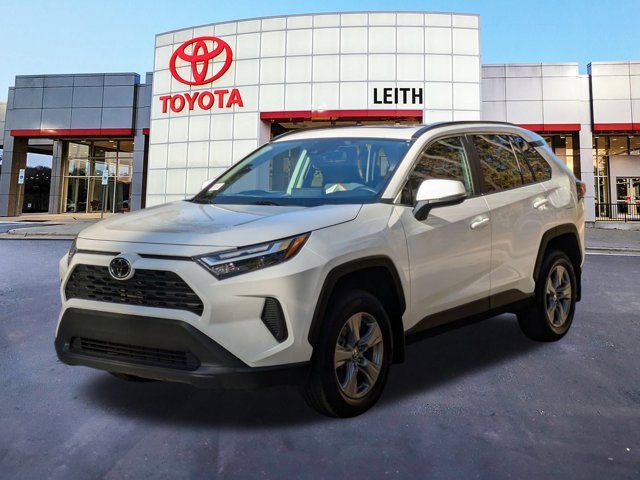 2024 Toyota RAV4 XLE