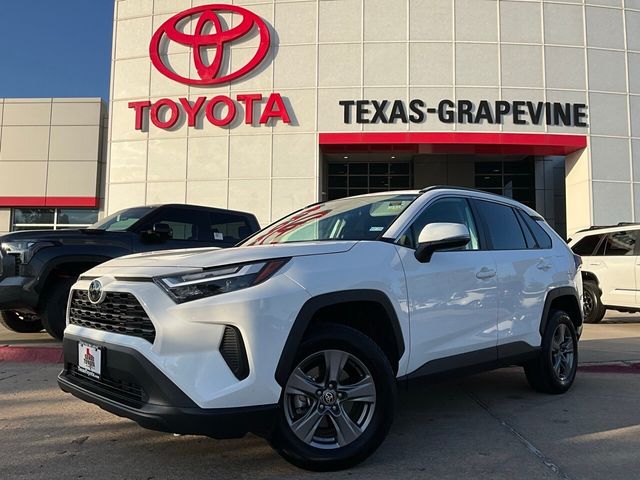 2024 Toyota RAV4 XLE