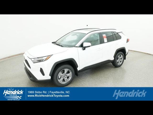 2024 Toyota RAV4 XLE