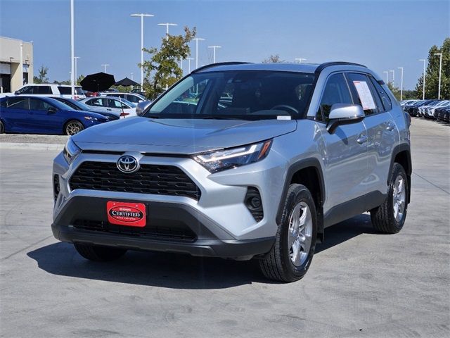 2024 Toyota RAV4 XLE