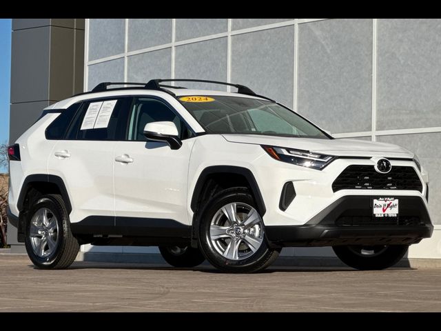 2024 Toyota RAV4 XLE