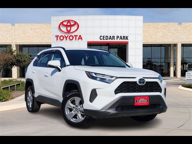 2024 Toyota RAV4 XLE