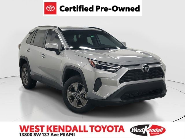 2024 Toyota RAV4 XLE