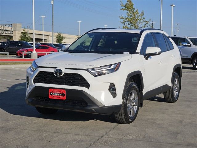 2024 Toyota RAV4 XLE