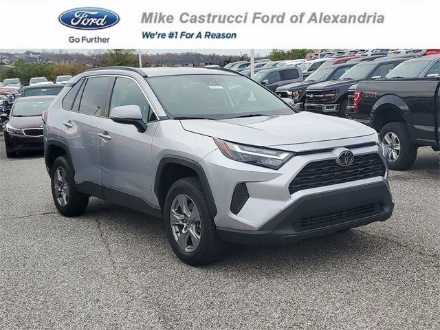 2024 Toyota RAV4 XLE