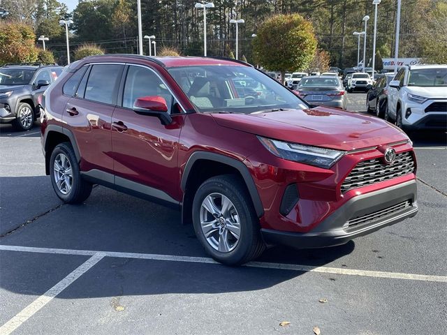 2024 Toyota RAV4 XLE