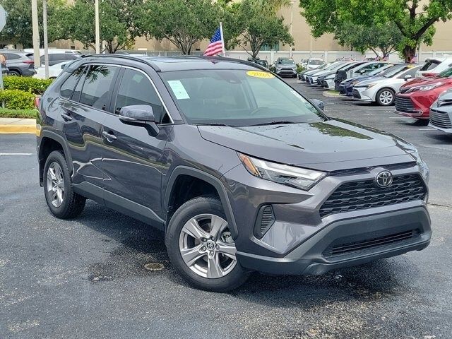 2024 Toyota RAV4 XLE