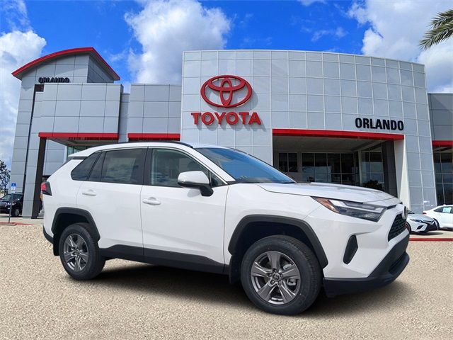 2024 Toyota RAV4 XLE