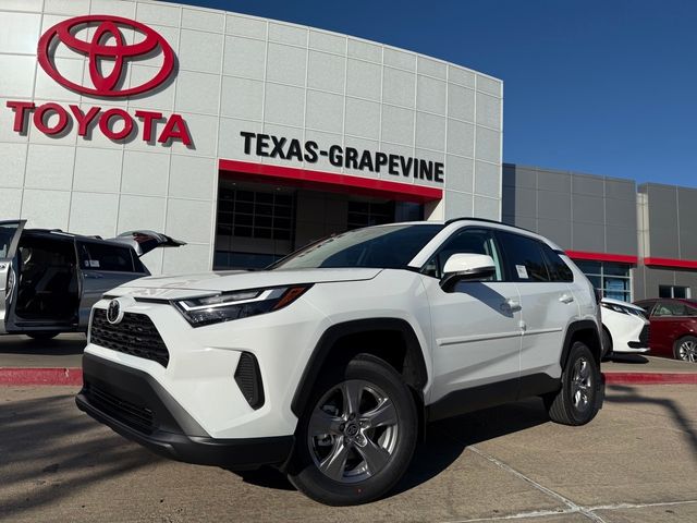 2024 Toyota RAV4 XLE