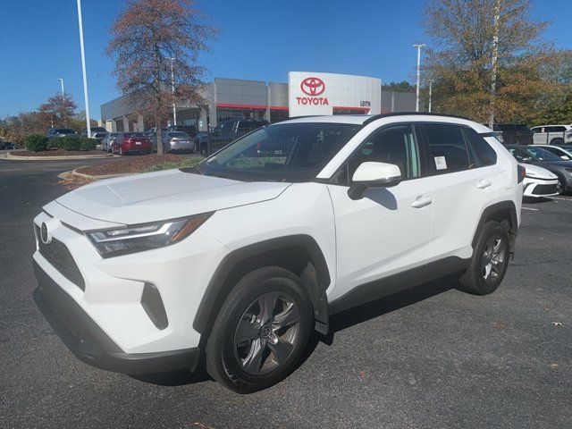 2024 Toyota RAV4 XLE