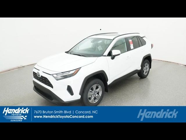 2024 Toyota RAV4 XLE