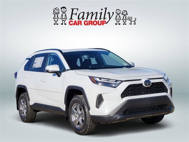 2024 Toyota RAV4 XLE