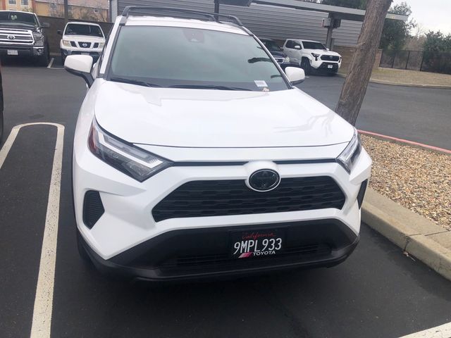 2024 Toyota RAV4 XLE