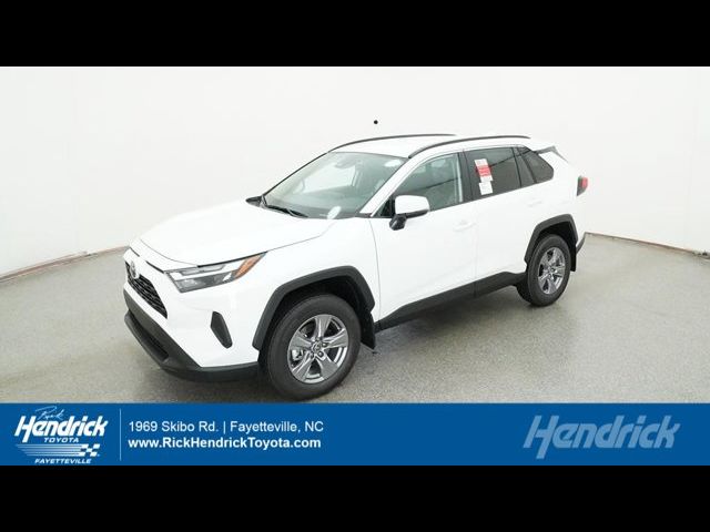 2024 Toyota RAV4 XLE