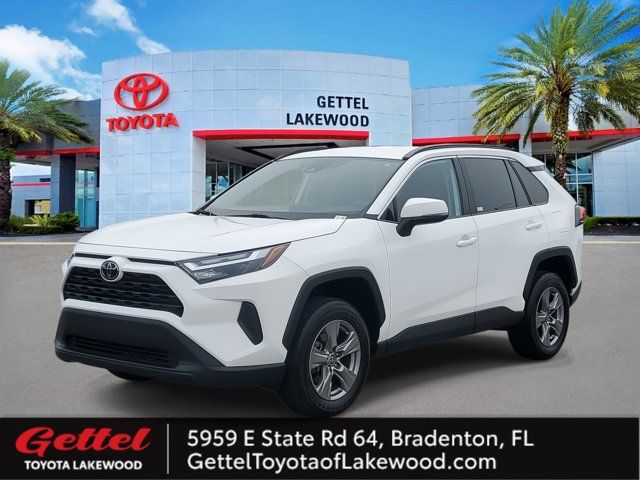 2024 Toyota RAV4 XLE