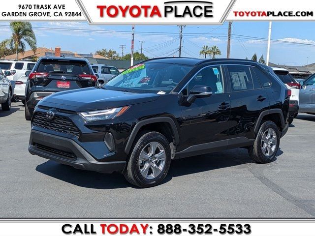 2024 Toyota RAV4 XLE