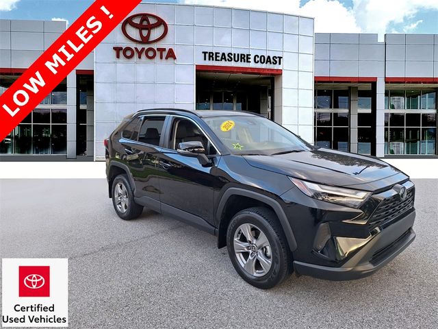 2024 Toyota RAV4 XLE