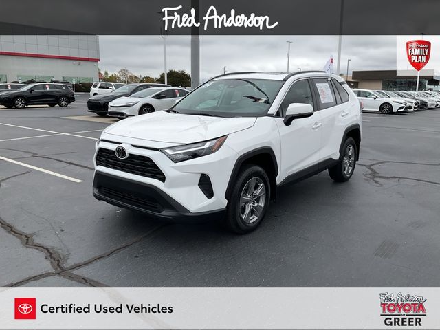 2024 Toyota RAV4 XLE