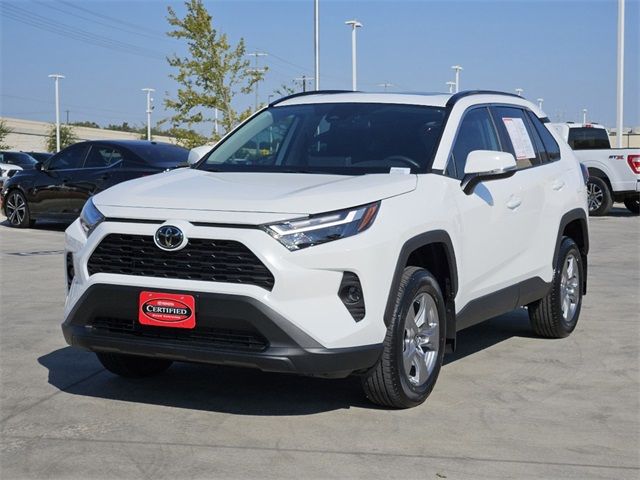 2024 Toyota RAV4 XLE