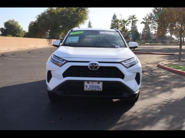 2024 Toyota RAV4 XLE