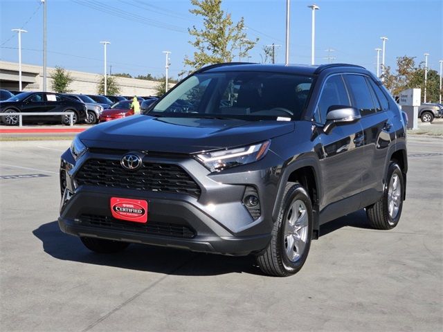 2024 Toyota RAV4 XLE