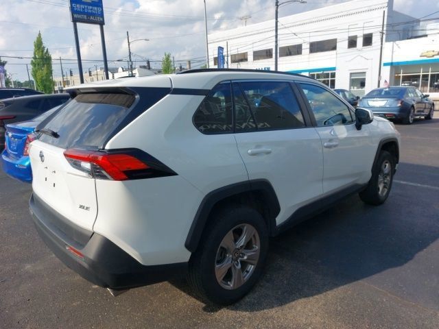 2024 Toyota RAV4 XLE
