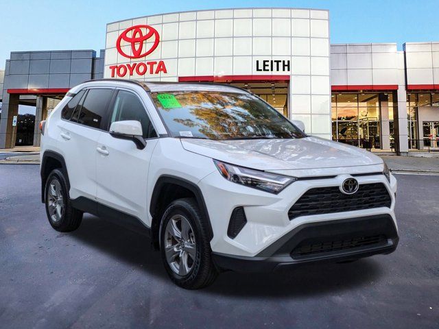 2024 Toyota RAV4 XLE