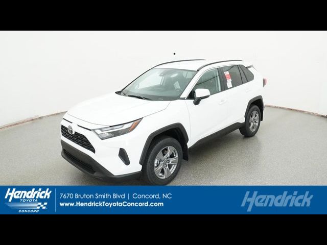 2024 Toyota RAV4 XLE