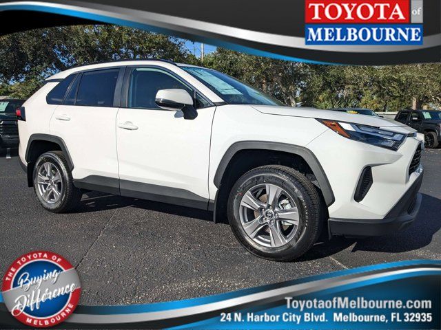 2024 Toyota RAV4 XLE