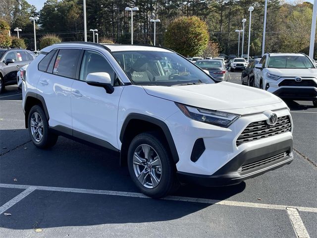 2024 Toyota RAV4 XLE