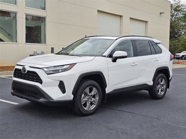 2024 Toyota RAV4 XLE