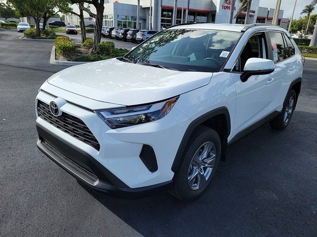 2024 Toyota RAV4 XLE