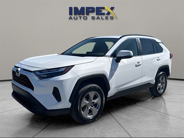 2024 Toyota RAV4 XLE