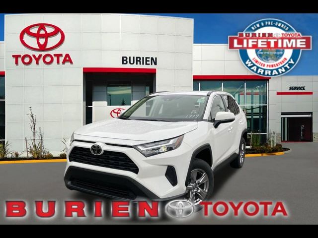 2024 Toyota RAV4 XLE