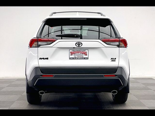 2024 Toyota RAV4 XLE