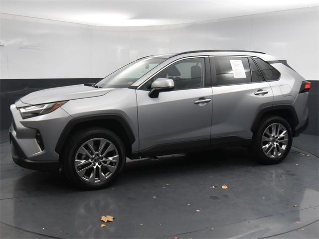 2024 Toyota RAV4 XLE Premium