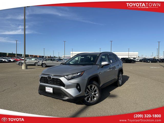 2024 Toyota RAV4 XLE Premium