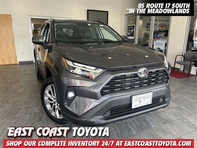 2024 Toyota RAV4 XLE Premium