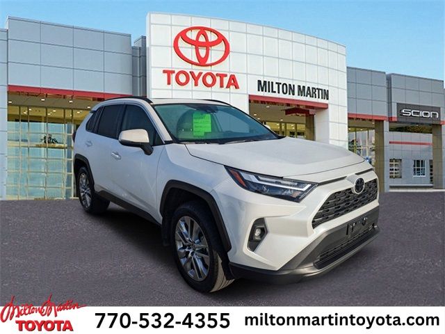 2024 Toyota RAV4 XLE Premium