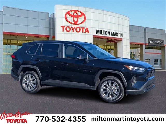 2024 Toyota RAV4 XLE Premium