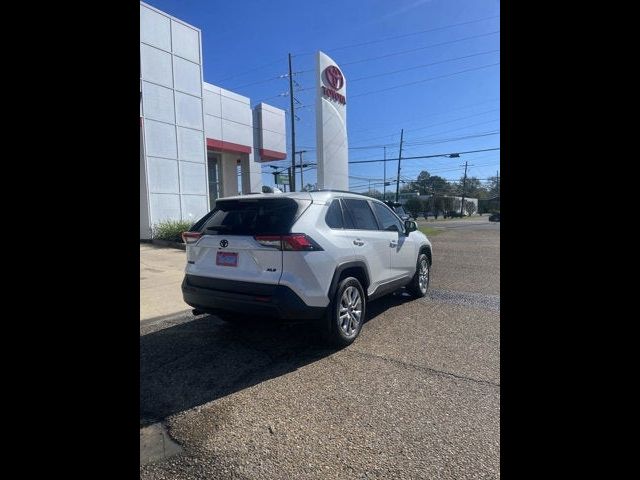 2024 Toyota RAV4 XLE Premium