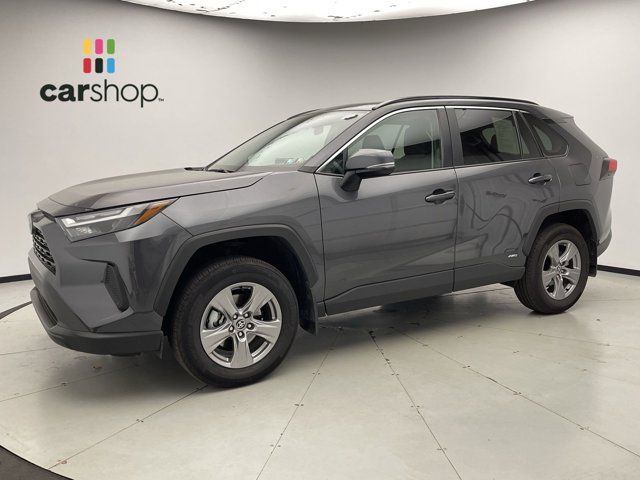 2024 Toyota RAV4 Hybrid XLE