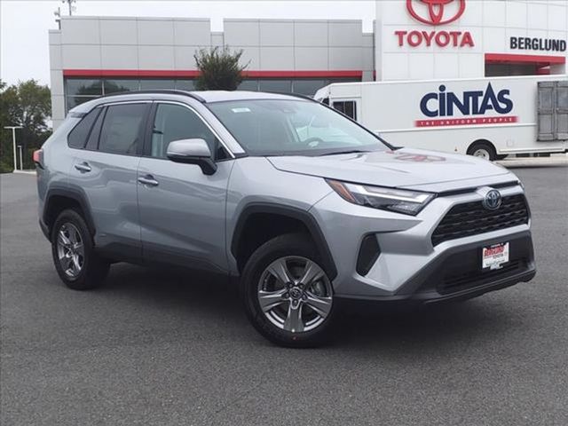 2024 Toyota RAV4 Hybrid LE