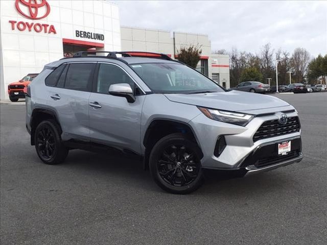 2024 Toyota RAV4 Hybrid SE