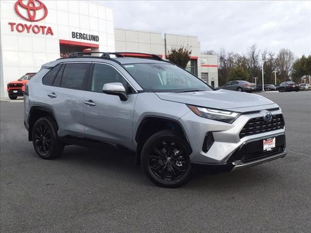 2024 Toyota RAV4 Hybrid SE